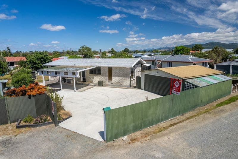 3 Peninsula Road, Spring Creek, Marlborough