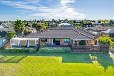 16 Gibson Place, Papamoa Beach, Tauranga, Bay of Plenty | Tall Poppy 