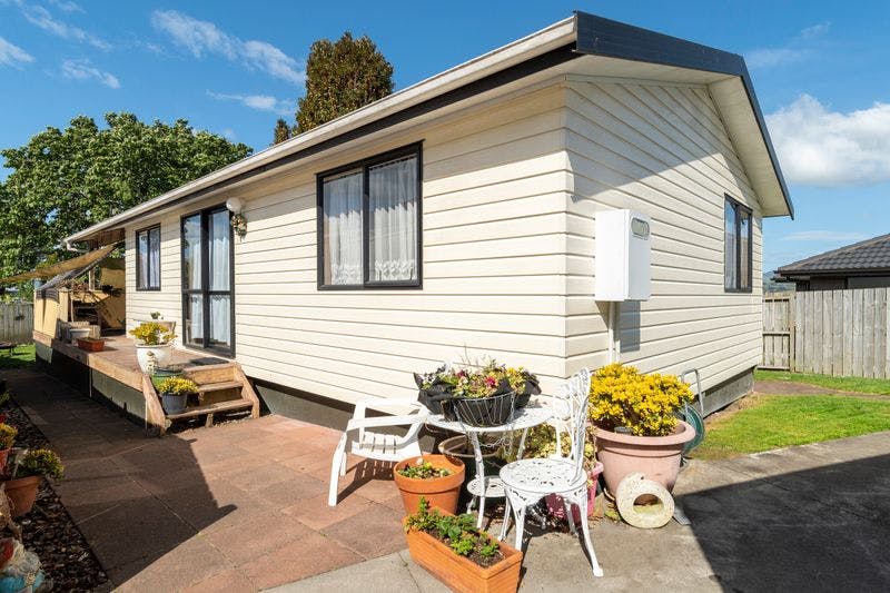 B/10 Somerset Grove, Parkvale, Tauranga