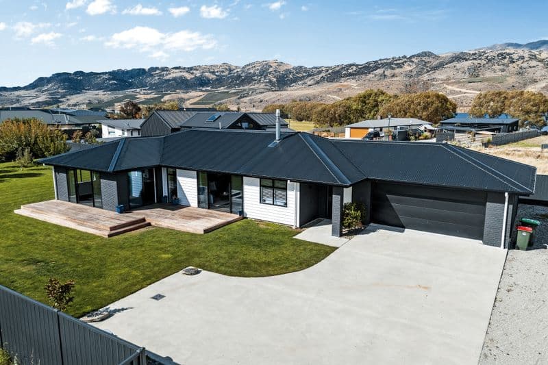 30 Ethereal Crescent, Mount Pisa, Central Otago