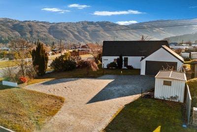 34 Newcastle Street, Clyde, Central Otago, Otago | Tall Poppy 