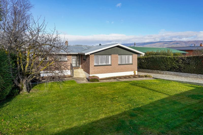 60 Royal Terrace, Alexandra, Central Otago