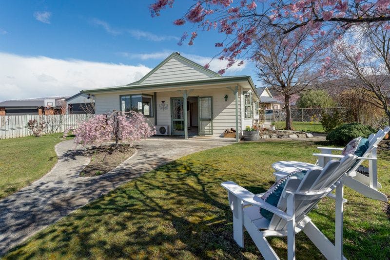 10 Albert Drive, Clyde, Central Otago