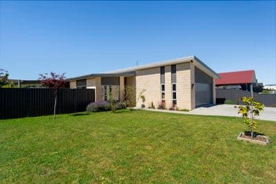 11 Willoughby Place, Clyde, Central Otago, Otago | Tall Poppy 