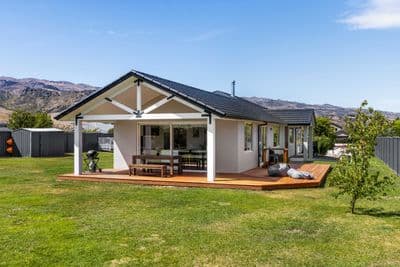 3 De Bettencor Place, Mount Pisa, Central Otago, Otago | Tall Poppy 