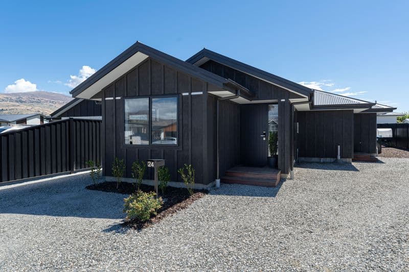 24 Smitham Drive, Cromwell, Central Otago