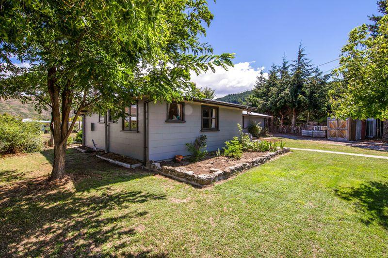 22 Dunstan Street, Clyde, Central Otago, Otago | Tall Poppy 