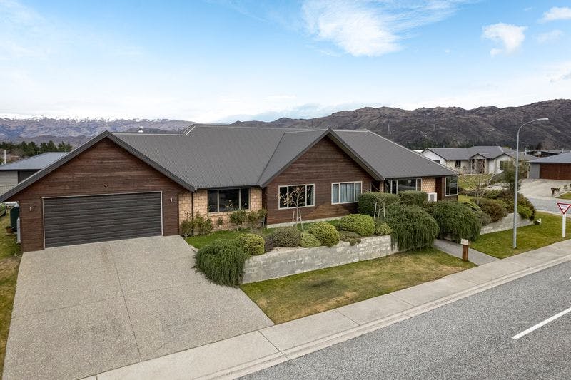 2 Elizabeth Place, Clyde, Central Otago