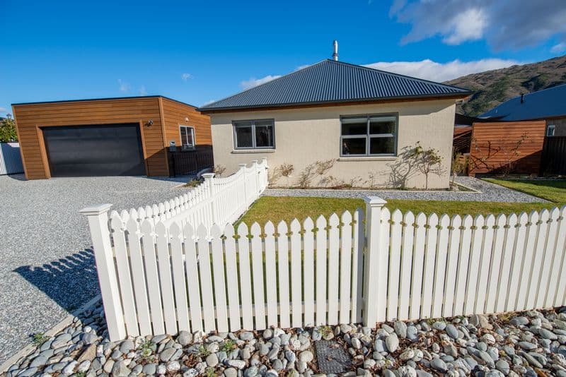 8B Naylor Street, Clyde, Central Otago