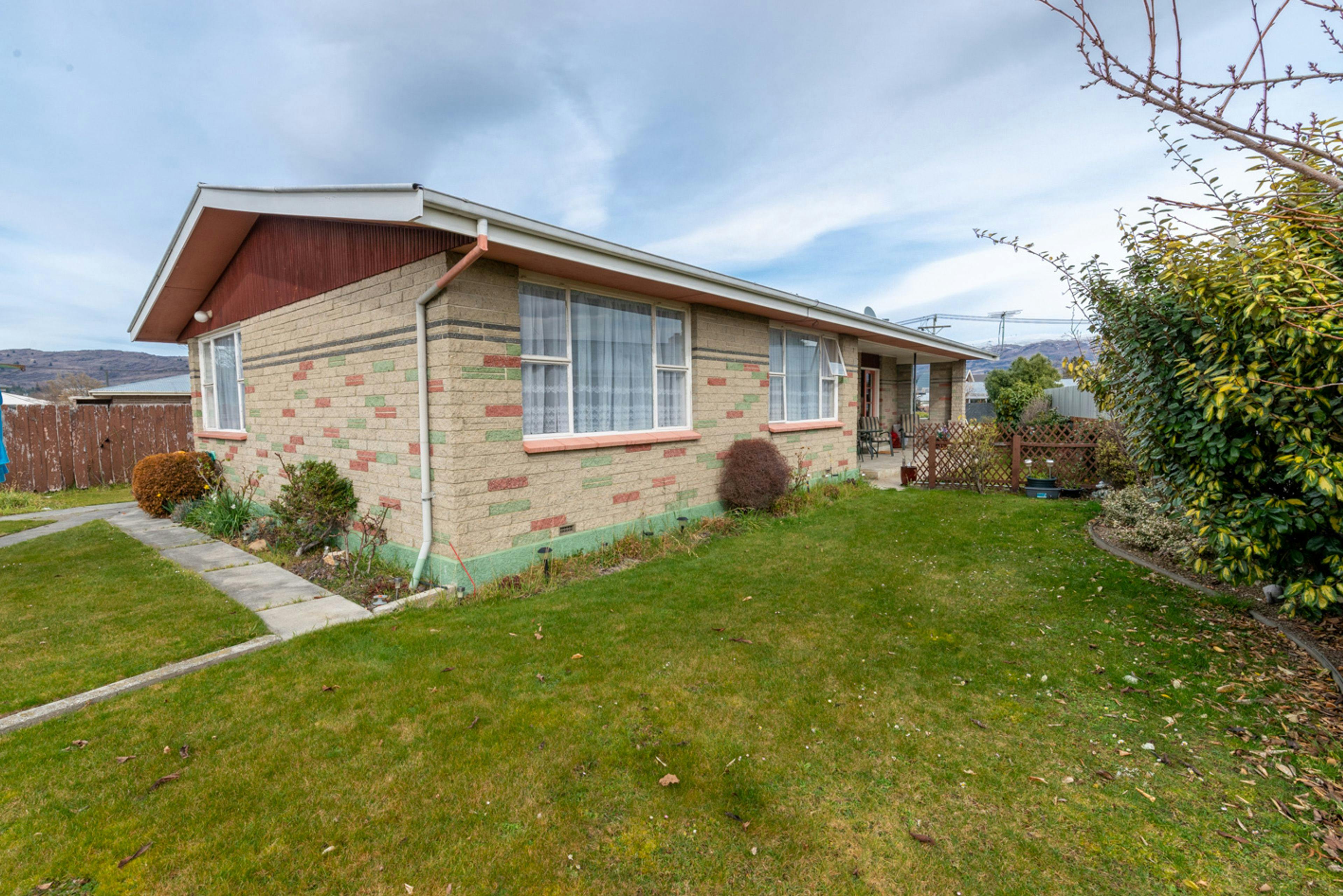 6 Campbell Street, Alexandra, Central Otago, Otago | Tall Poppy 