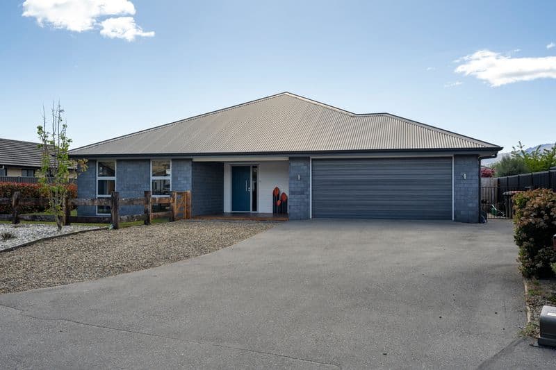 16 Magnetic Place, Cromwell, Central Otago