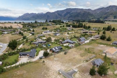 6 Moonraker Place, Lake Hawea, Wanaka, Otago | Tall Poppy 