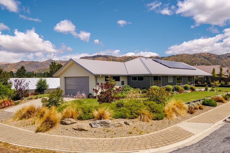 19 Houlahan Street, Clyde, Central Otago