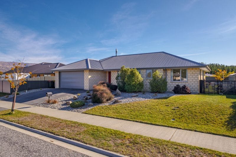 20 Henderson Drive, Alexandra, Central Otago