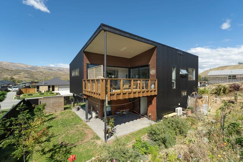 33 Stratford Drive, Mount Pisa, Central Otago