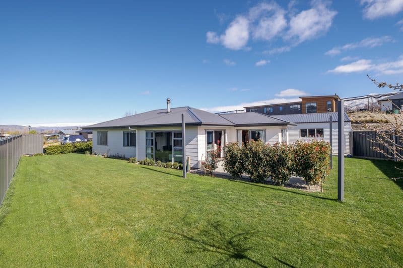 27 Missy Crescent, Mount Pisa, Central Otago