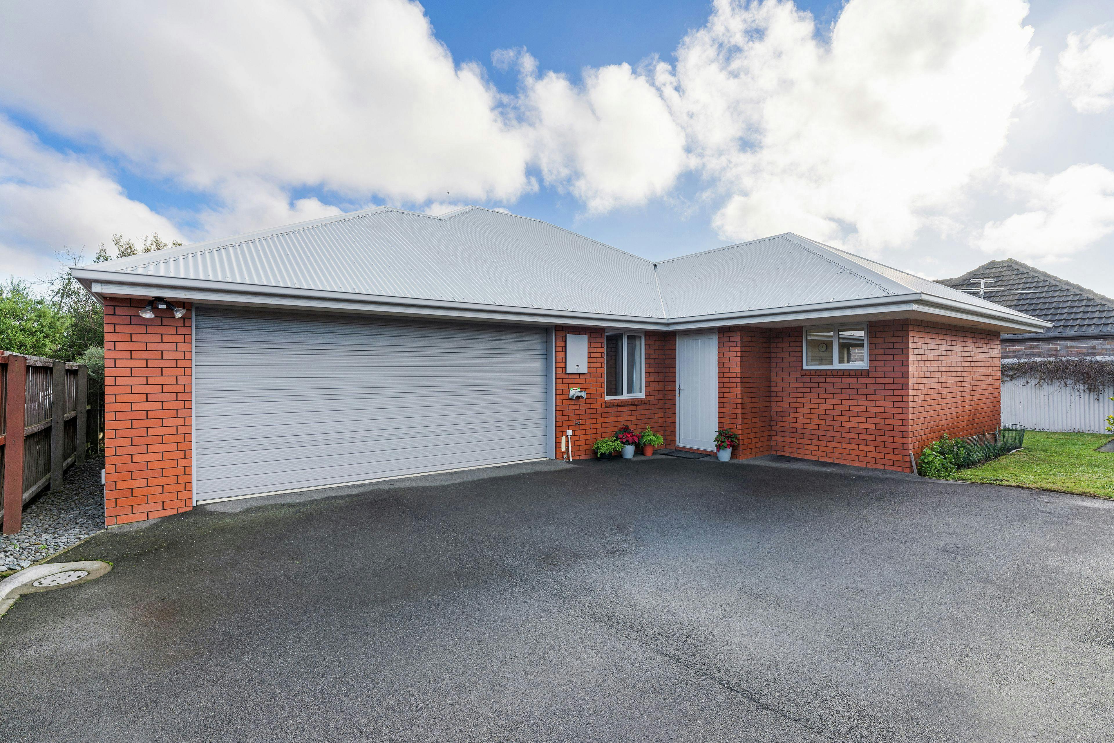 F/71 Mackworth Street, Woolston, Christchurch City, Canterbury | Tall Poppy 