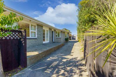 119 Hawke Street, New Brighton, Christchurch City, Canterbury | Tall Poppy 