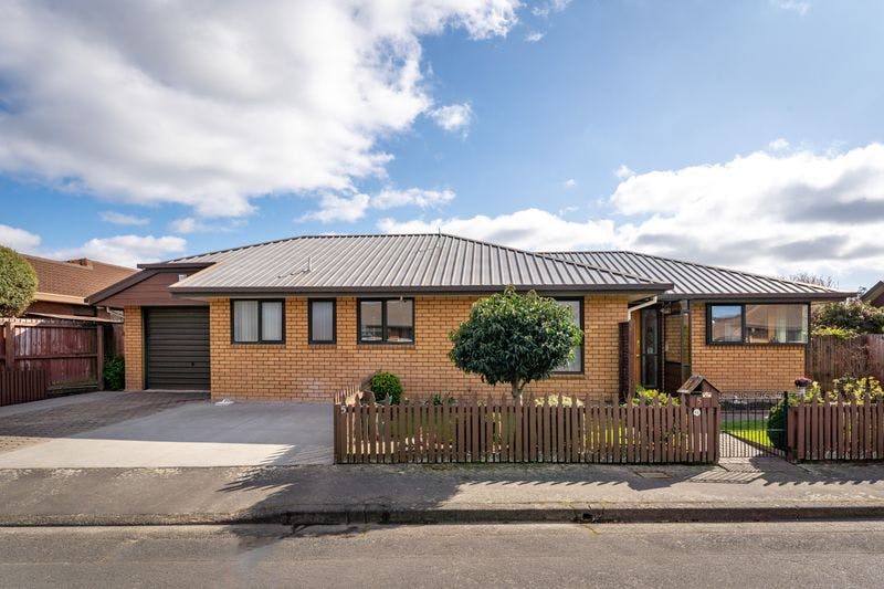 1/5 Tuscany Place, Beckenham, Christchurch City