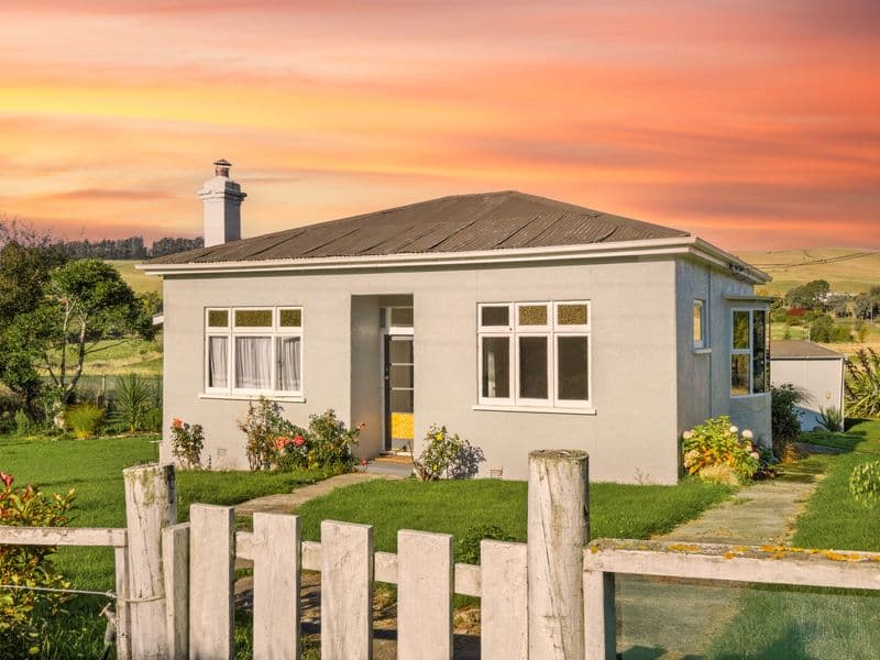 110 Main Road, Waikouaiti, Dunedin City