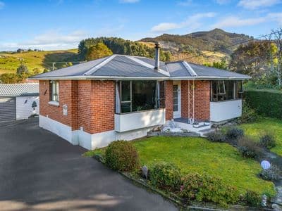 33 Fairview Terrace, Sawyers Bay, Dunedin City, Otago | Tall Poppy 