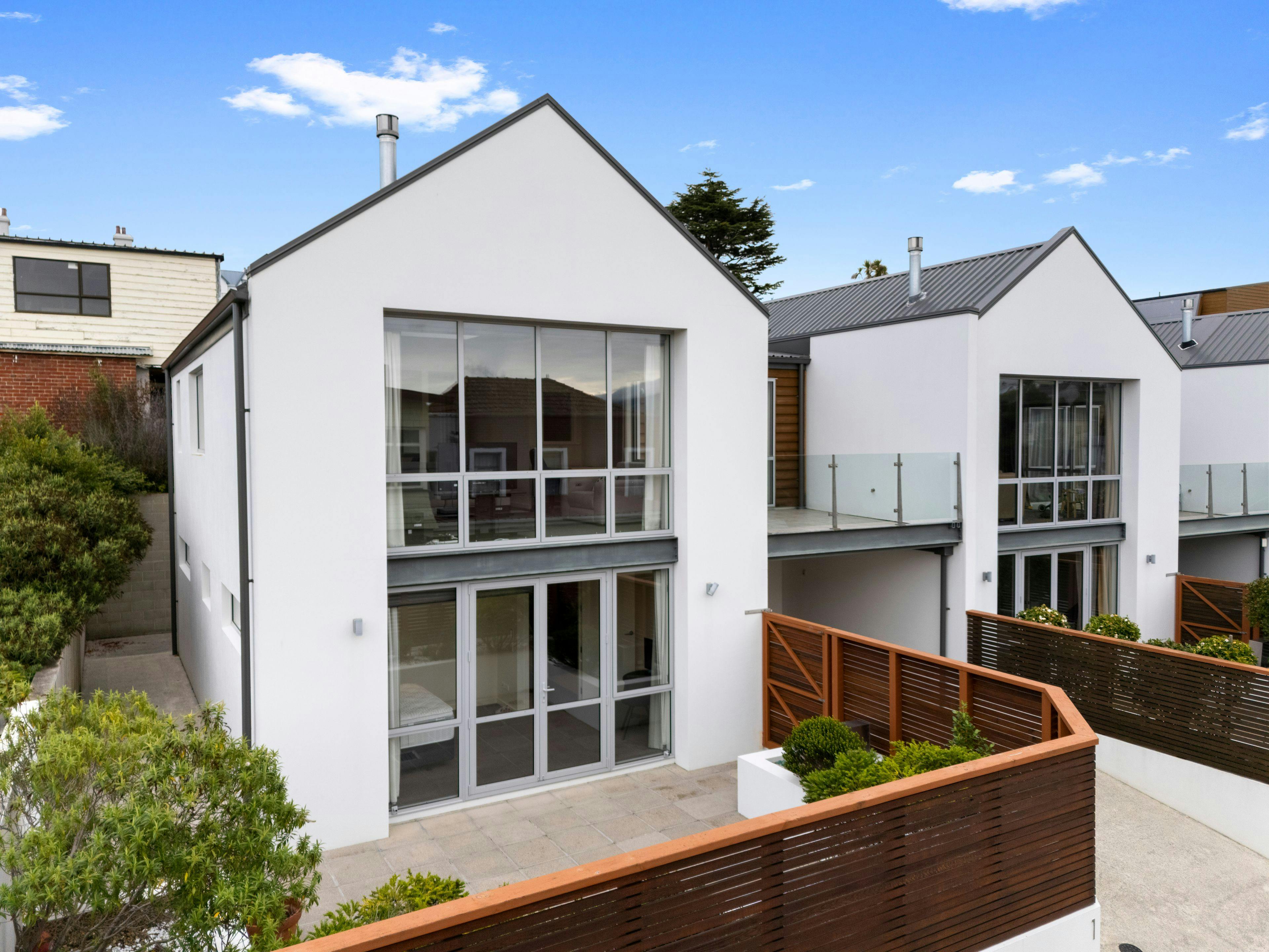 1 Heritage View, Dunedin Central, Dunedin City, Otago | Tall Poppy 