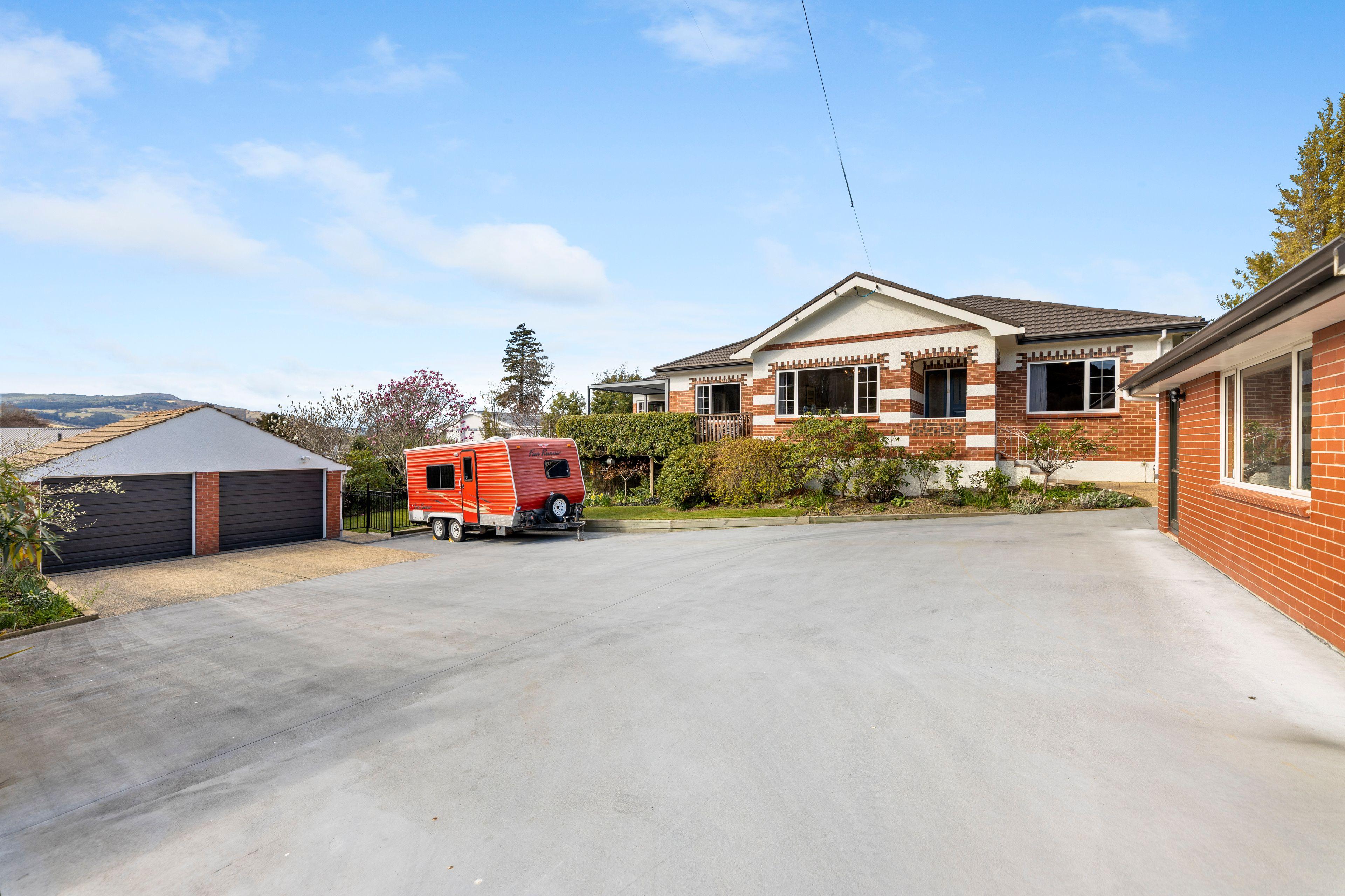 130 Helensburgh Road, Wakari, Dunedin City, Otago | Tall Poppy 