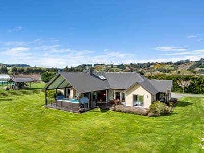 100 Wingatui Road, Mosgiel, Dunedin City, Otago | Tall Poppy 