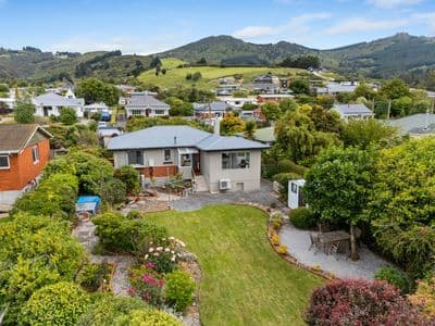 14 Hugh Street, Sawyers Bay, Dunedin City, Otago | Tall Poppy 