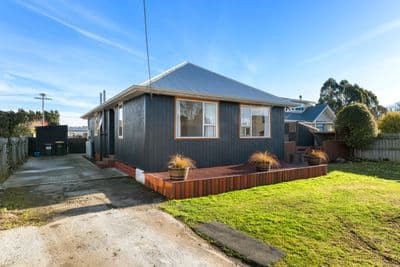 32 Hazlett Road, Mosgiel, Dunedin City, Otago | Tall Poppy 