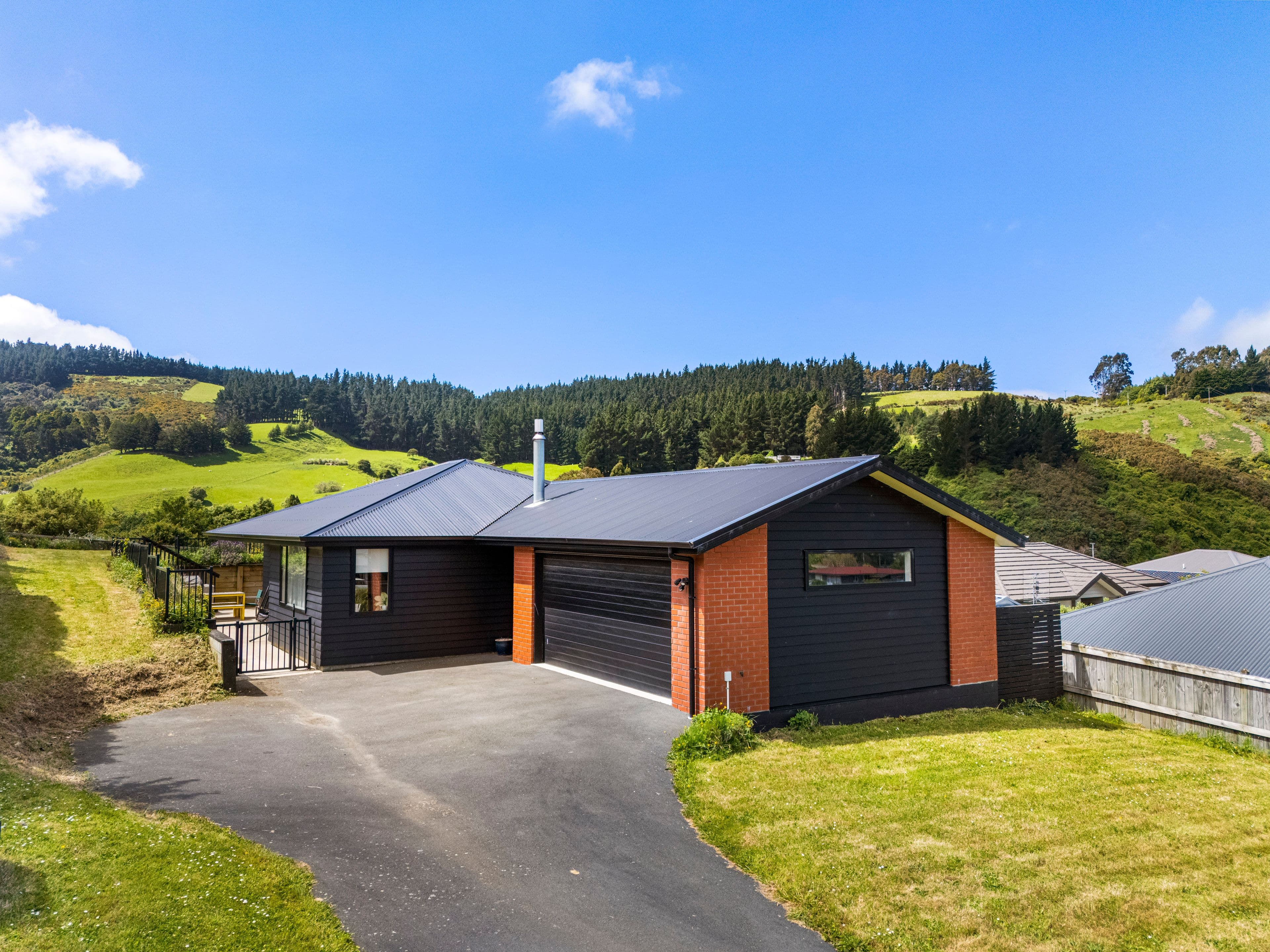 22 Glendermid Close, Sawyers Bay, Dunedin City, Otago | Tall Poppy 