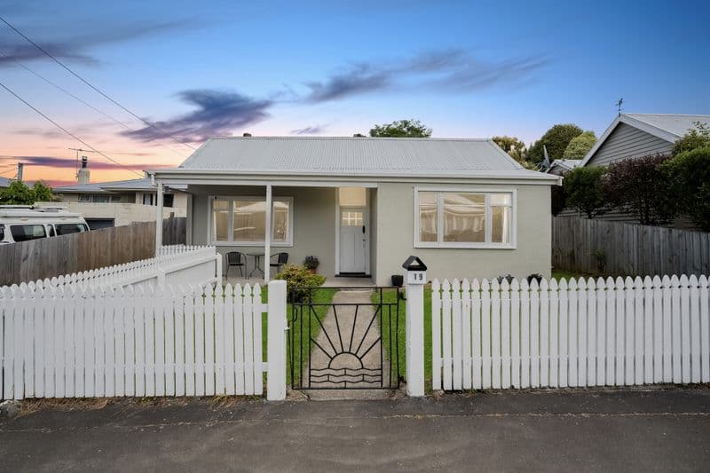 19 Hall Road, Sawyers Bay, Dunedin City