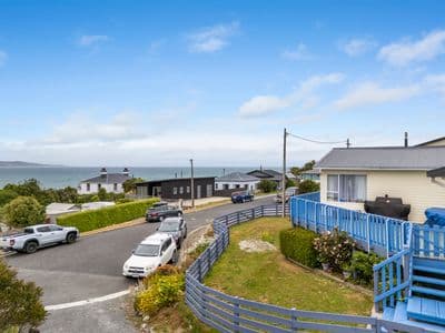 31 Hill Street, Kaka Point, Clutha, Otago | Tall Poppy 