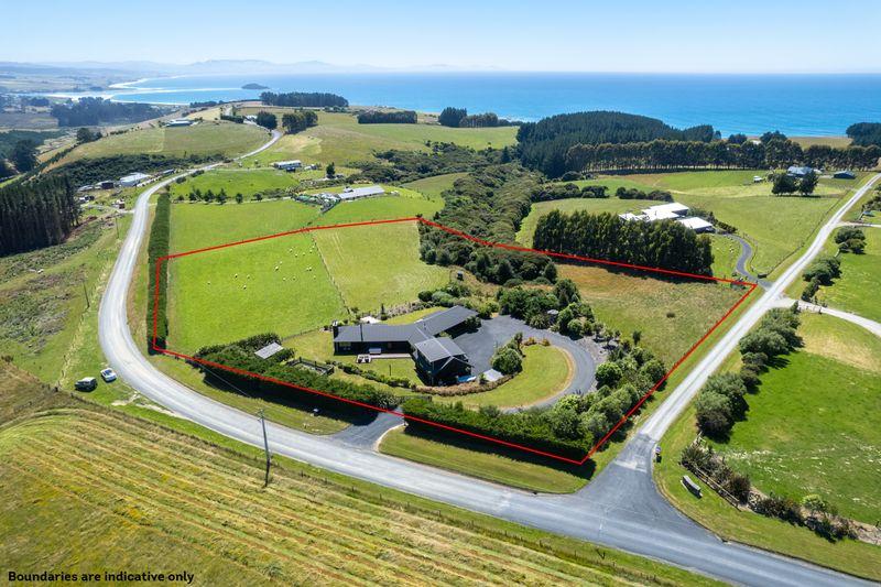 203 Akatore Road, Taieri Mouth, Dunedin City, Otago | Tall Poppy 