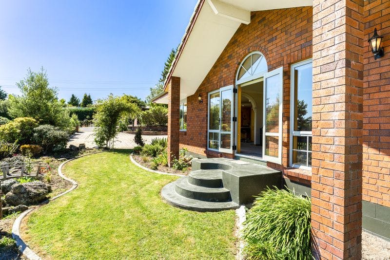 6 Chatham Street, Waihola, Clutha