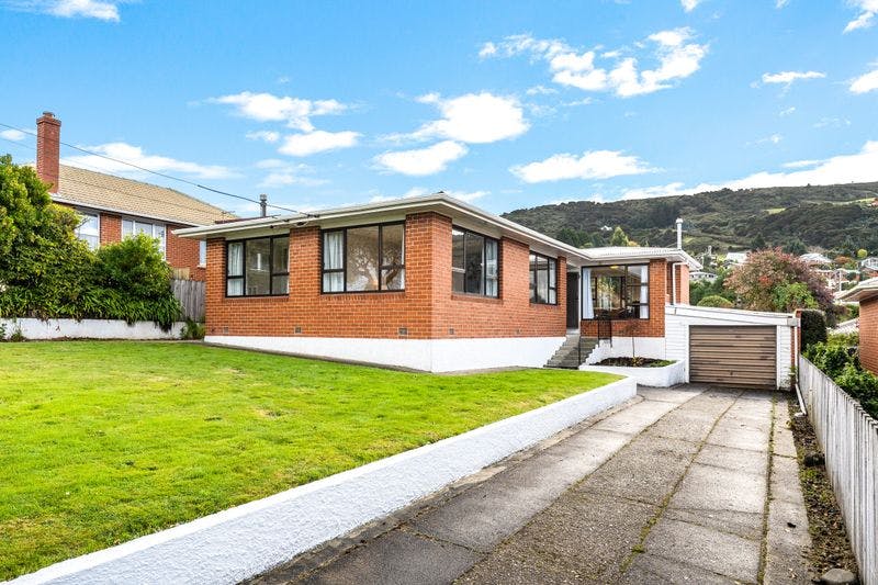 111 Centennial Avenue, Helensburgh, Dunedin City