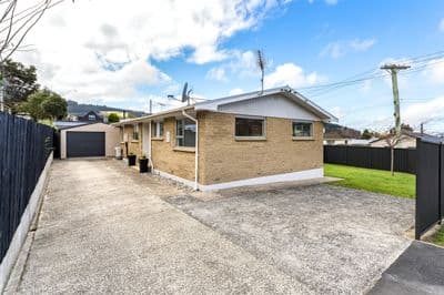 2 Kaira Street, Sawyers Bay, Dunedin City, Otago | Tall Poppy 