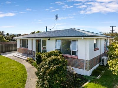 77 Stirling Crescent, Mosgiel, Dunedin City, Otago | Tall Poppy 