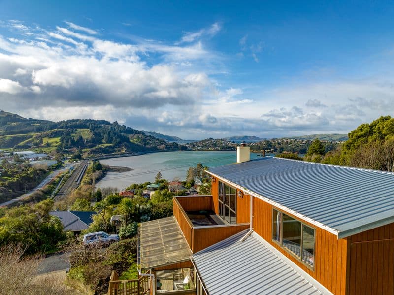 22 District Road, Roseneath, Dunedin City