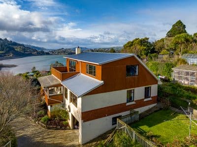 22 District Road, Roseneath, Dunedin City, Otago | Tall Poppy 