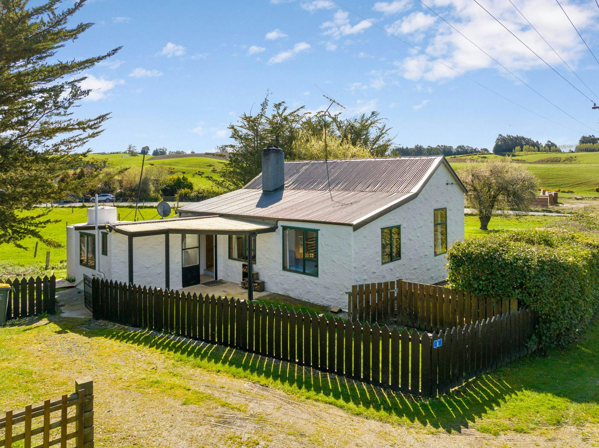 8 Bruce Street, Balclutha, Clutha, Otago | Tall Poppy 