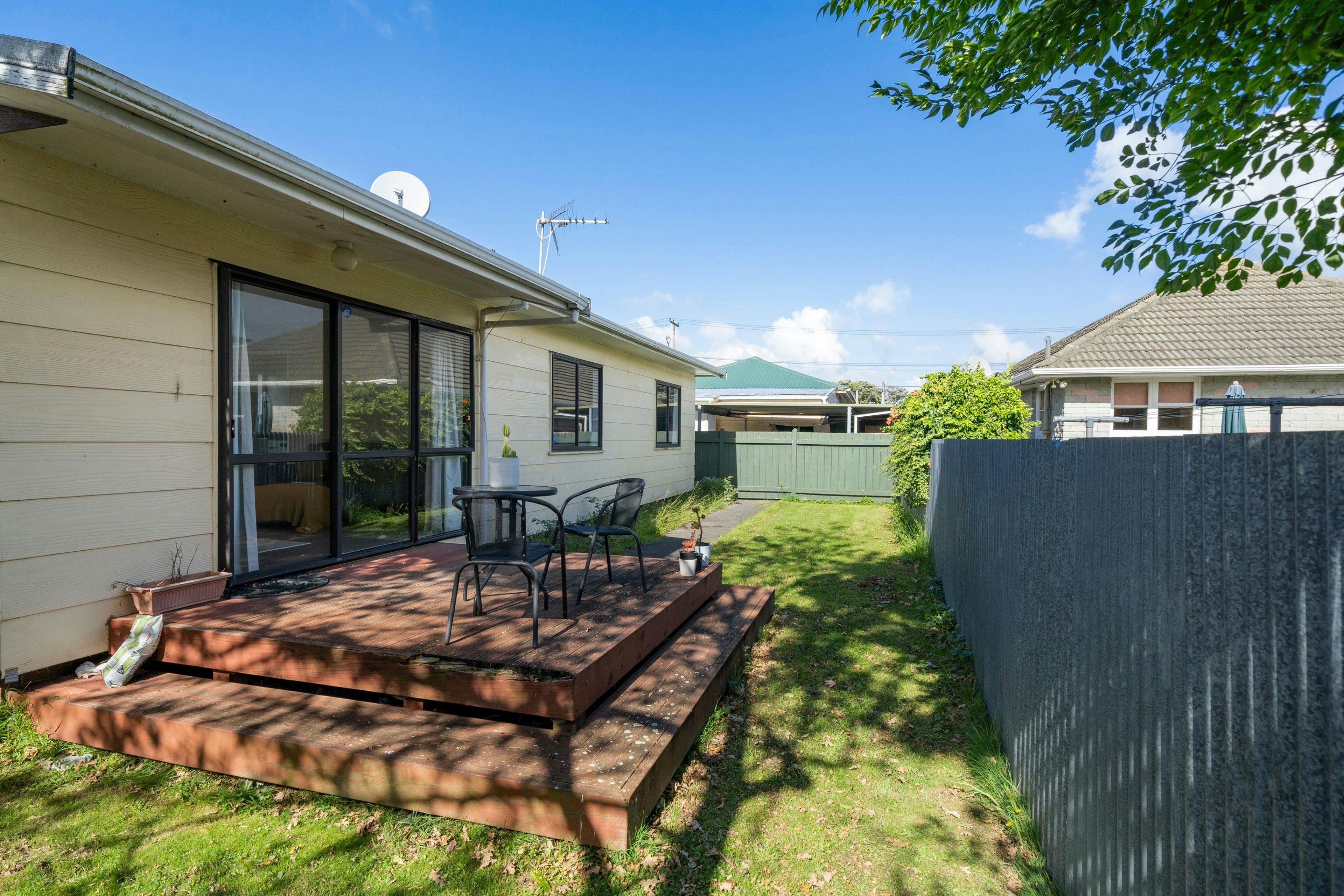 2/61 Wakefield Street, Alicetown, Lower Hutt City, Wellington | Tall Poppy 