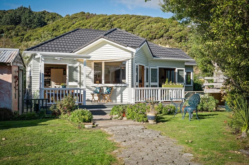 217 Riverside Drive, Waterloo, Lower Hutt City