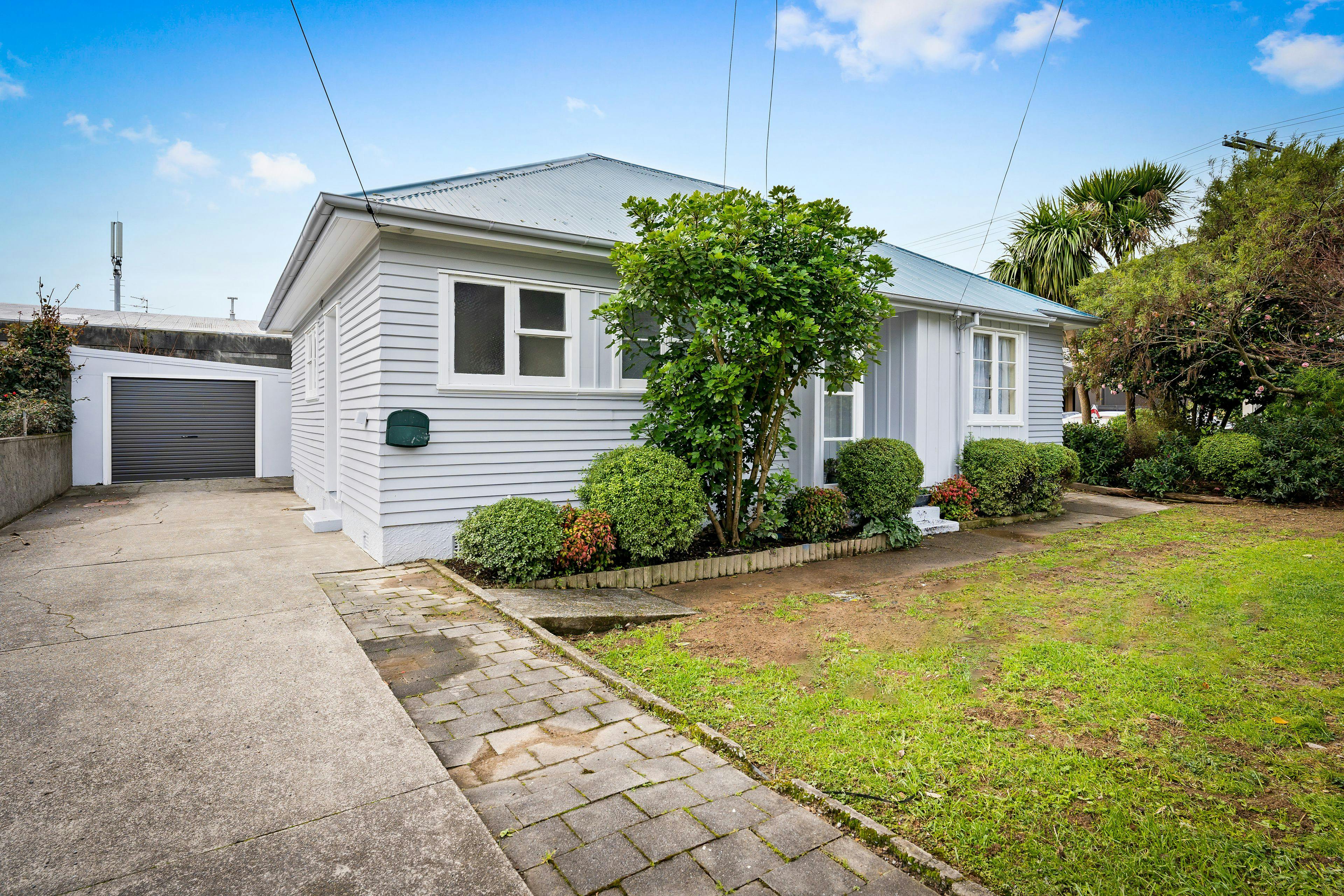 5 Rumgay Street, Fairfield, Lower Hutt City, Wellington | Tall Poppy 