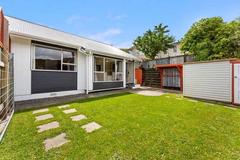 4 Summit Road, Fairfield, Lower Hutt City