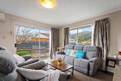 2/17 Wimbledon Grove, Wainuiomata , Lower Hutt City, Wellington | Tall Poppy 