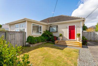 3 Hall Crescent, Epuni, Lower Hutt City, Wellington | Tall Poppy 