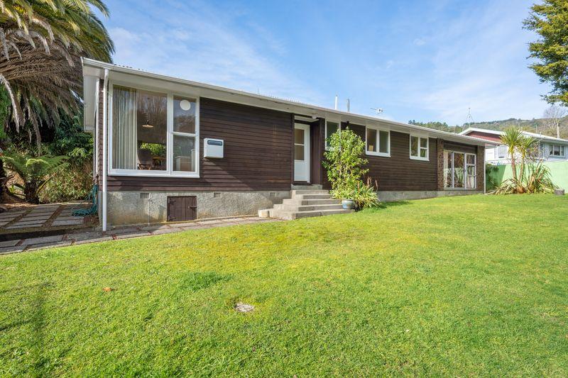 412 Stokes Valley Road, Stokes Valley, Lower Hutt City