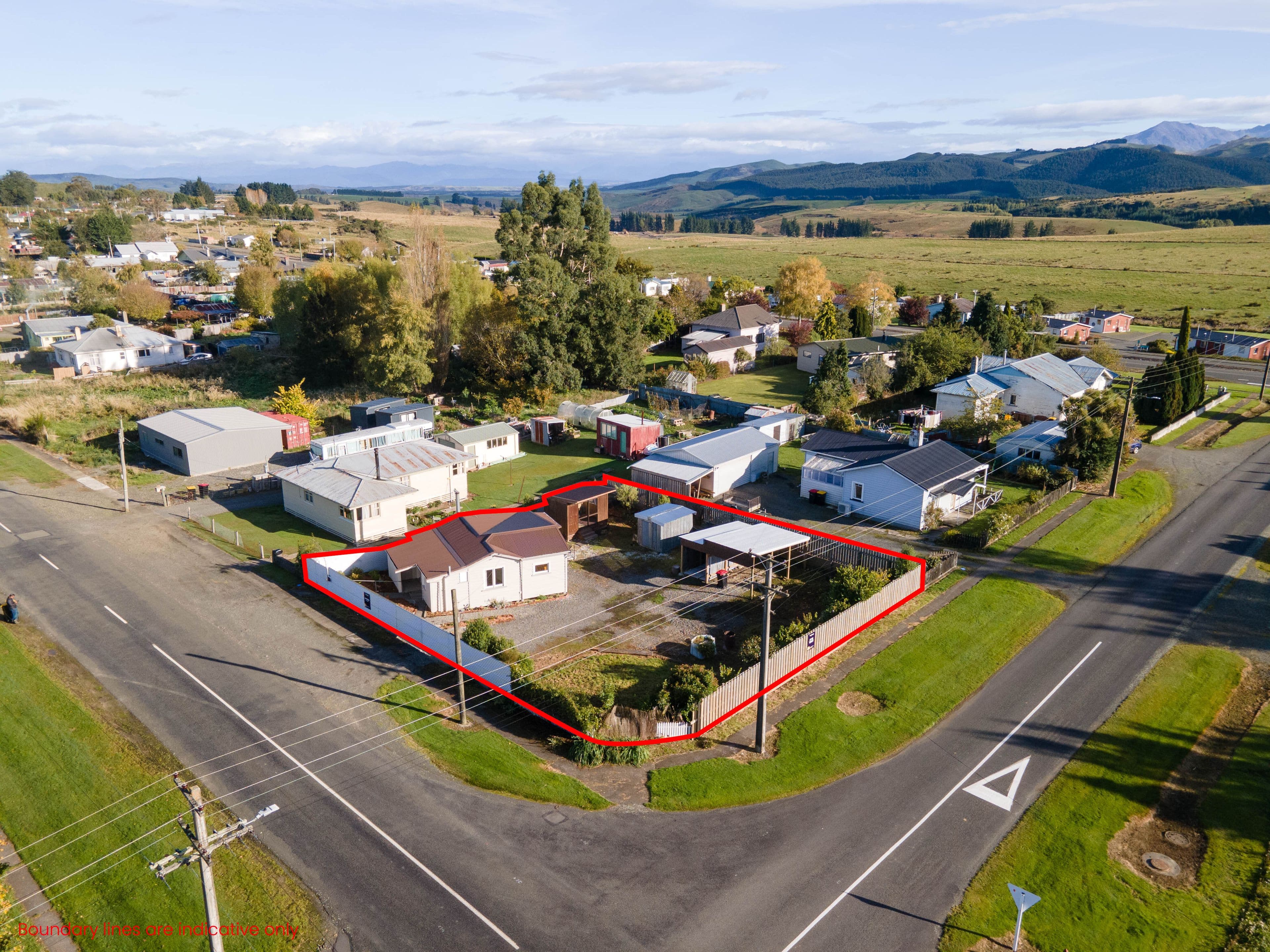 32 Hastings Street, Ohai, Southland, Southland | Tall Poppy 