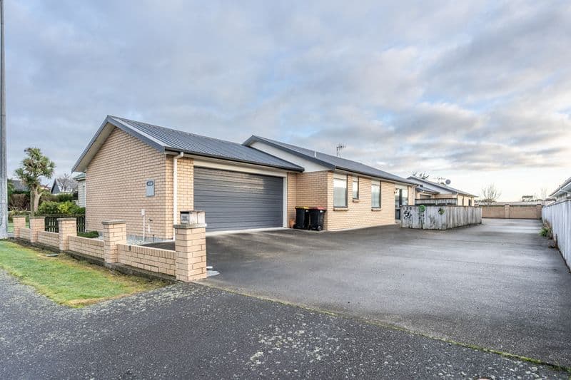 126 Kew Road, Kew, Invercargill City, Southland | Tall Poppy 